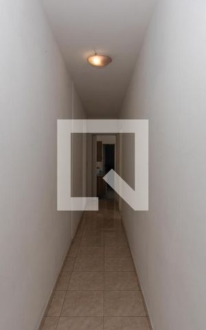 Casa à venda com 260m², 5 quartos e 1 vaga Casa à venda com 260m², 5 quartos e 1 vagacorredor quartos