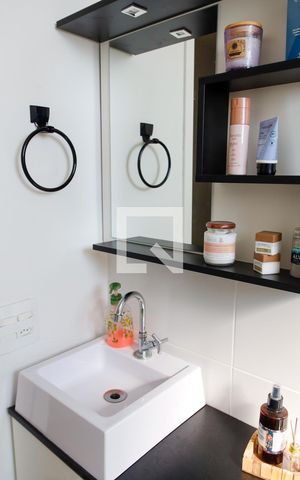 Apartamento à venda com 52m², 2 quartos e 1 vaga Apartamento à venda com 52m², 2 quartos e 1 vagaBanheiro da Suíte 2