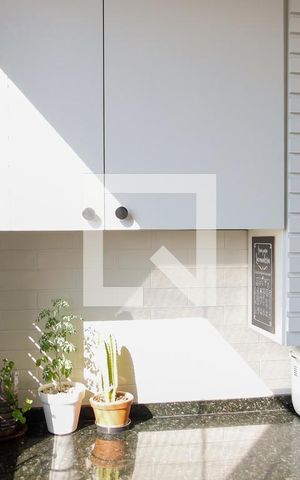 Apartamento à venda com 52m², 2 quartos e 1 vaga Apartamento à venda com 52m², 2 quartos e 1 vagaSacada
