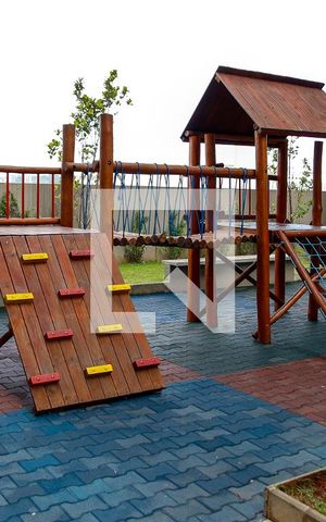 Apartamento à venda com 52m², 2 quartos e 1 vaga Apartamento à venda com 52m², 2 quartos e 1 vagaÁrea comum - Playground