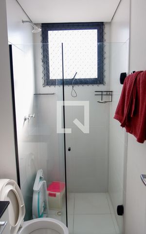 Apartamento à venda com 52m², 2 quartos e 1 vaga Apartamento à venda com 52m², 2 quartos e 1 vagaBanheiro da Suíte 2