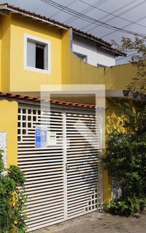Casa à venda com 120m², 3 quartos e 2 vagasFachada