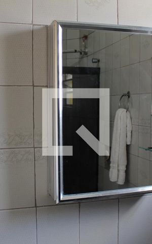 Casa à venda com 120m², 3 quartos e 2 vagasBanheiro