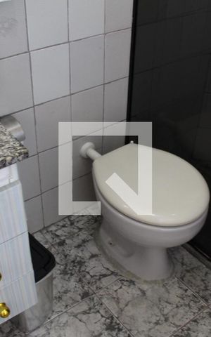 Casa à venda com 120m², 3 quartos e 2 vagasBanheiro