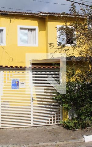 Casa à venda com 120m², 3 quartos e 2 vagasFachada