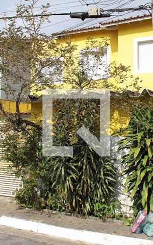 Casa à venda com 120m², 3 quartos e 2 vagasFachada