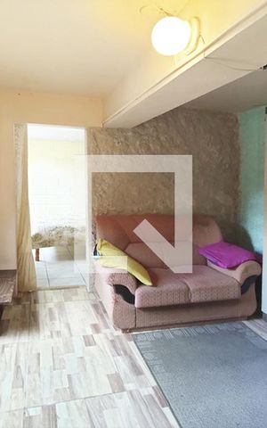 Casa para alugar com 78m², 1 quarto e 1 vaga Casa para alugar com 78m², 1 quarto e 1 vagaSala