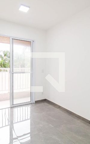 Apartamento para alugar com 42m², 2 quartos e 1 vaga Apartamento para alugar com 42m², 2 quartos e 1 vagaSala