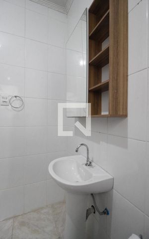 Apartamento à venda com 70m², 2 quartos e 1 vaga Apartamento à venda com 70m², 2 quartos e 1 vagaBanheiro