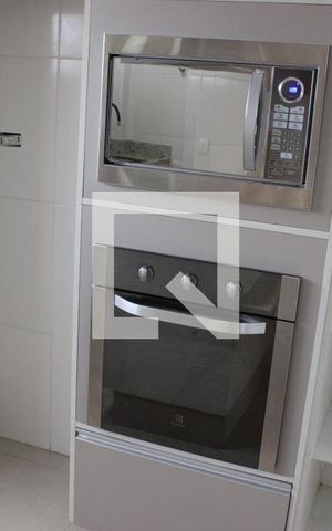 Apartamento para alugar com 80m², 2 quartos e 1 vagaDetalhe da cozinha
