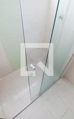 Apartamento para alugar com 80m², 2 quartos e 1 vaga Apartamento para alugar com 80m², 2 quartos e 1 vagaBanheiro