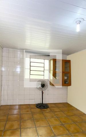 Casa para alugar com 78m², 2 quartos e 1 vagaCozinha