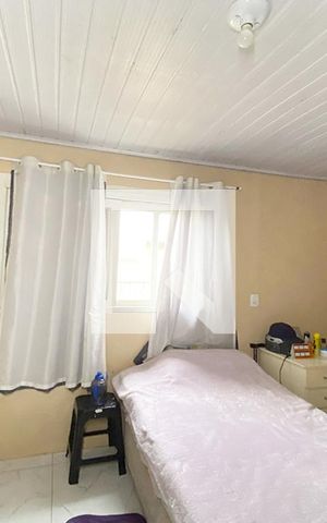 Casa para alugar com 78m², 2 quartos e 1 vagaQuarto 1