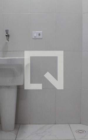 Casa para alugar com 53m², 2 quartos e sem vagaÁrea de Serviço