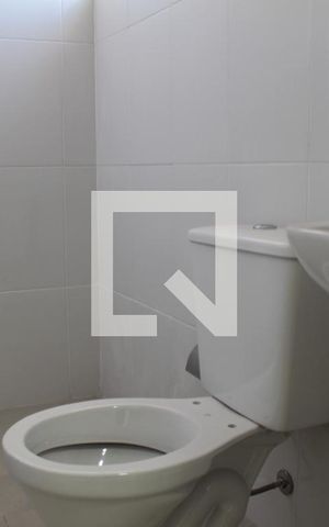 Casa para alugar com 53m², 2 quartos e sem vagaBanheiro 