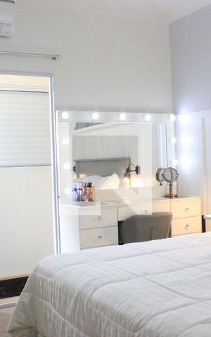 Casa à venda com 255m², 3 quartos e sem vagaSuíte