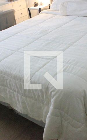 Casa à venda com 255m², 3 quartos e sem vagaSuíte