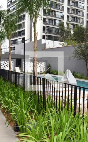 Studio à venda com 27m², 1 quarto e sem vagaPiscina