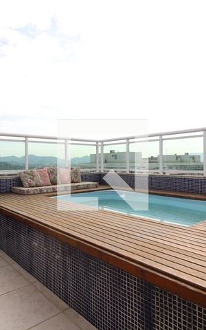 Apartamento à venda com 178m², 4 quartos e 2 vagasÁrea Externa