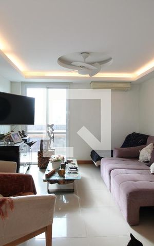 Apartamento à venda com 178m², 4 quartos e 2 vagasSala