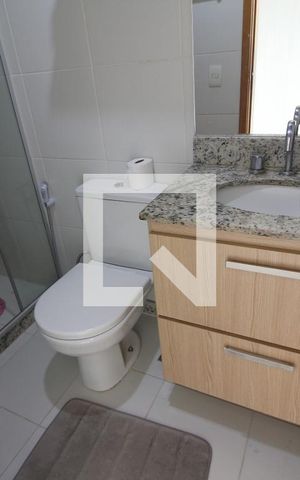 Apartamento à venda com 178m², 4 quartos e 2 vagasQuarto 2 - Banheiro da Suíte