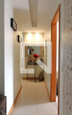 Apartamento à venda com 178m², 4 quartos e 2 vagasCorredor de Acesso aos Quartos
