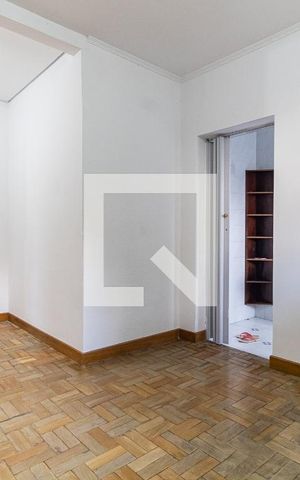 Casa à venda com 464m², 3 quartos e 4 vagas Casa à venda com 464m², 3 quartos e 4 vagasSuíte