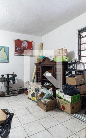 Casa à venda com 464m², 3 quartos e 4 vagas Casa à venda com 464m², 3 quartos e 4 vagasQuarto de Serviço 1