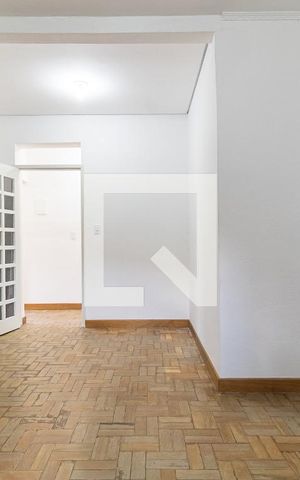 Casa à venda com 464m², 3 quartos e 4 vagas Casa à venda com 464m², 3 quartos e 4 vagasSuíte