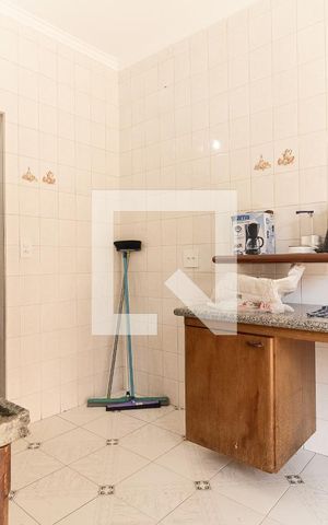 Casa à venda com 464m², 3 quartos e 4 vagas Casa à venda com 464m², 3 quartos e 4 vagasCozinha