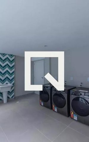 Apartamento à venda com 33m², 2 quartos e sem vaga Apartamento à venda com 33m², 2 quartos e sem vagaLavanderia