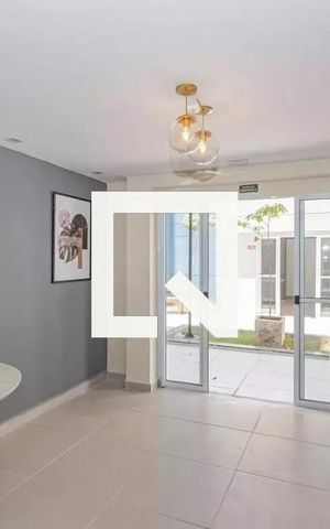Apartamento à venda com 33m², 2 quartos e sem vaga Apartamento à venda com 33m², 2 quartos e sem vagaHall Social