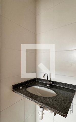 Apartamento para alugar com 53m², 2 quartos e 1 vaga Apartamento para alugar com 53m², 2 quartos e 1 vagaBanheiro