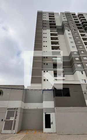 Apartamento para alugar com 53m², 2 quartos e 1 vaga Apartamento para alugar com 53m², 2 quartos e 1 vagaFachada