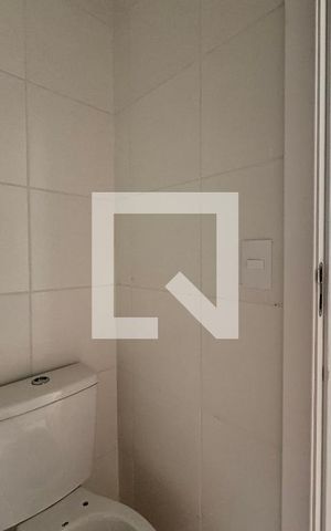 Apartamento para alugar com 53m², 2 quartos e 1 vaga Apartamento para alugar com 53m², 2 quartos e 1 vagaBanheiro da Suíte