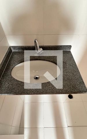 Apartamento para alugar com 53m², 2 quartos e 1 vaga Apartamento para alugar com 53m², 2 quartos e 1 vagaBanheiro da Suíte