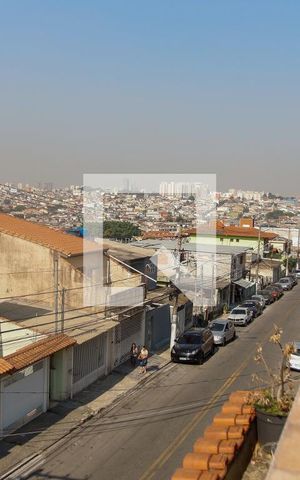 Casa à venda com 320m², 4 quartos e 2 vagas Casa à venda com 320m², 4 quartos e 2 vagasVista da Sacada