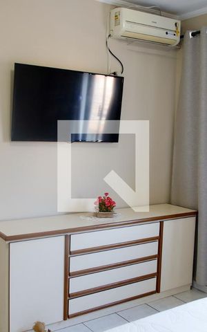 Casa à venda com 320m², 4 quartos e 2 vagas Casa à venda com 320m², 4 quartos e 2 vagasQuarto 3 - Suíte