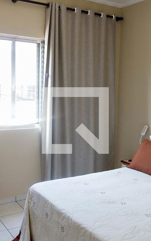Casa à venda com 320m², 4 quartos e 2 vagas Casa à venda com 320m², 4 quartos e 2 vagasQuarto 3 - Suíte