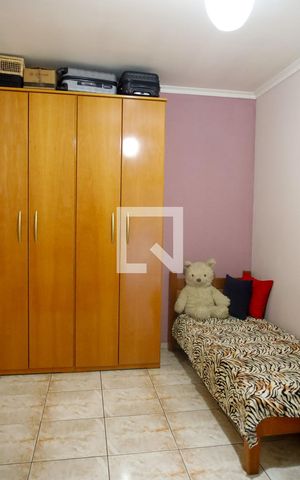 Casa à venda com 320m², 4 quartos e 2 vagas Casa à venda com 320m², 4 quartos e 2 vagasQuarto 2