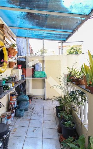 Casa à venda com 350m², 3 quartos e 2 vagas Casa à venda com 350m², 3 quartos e 2 vagasVaranda