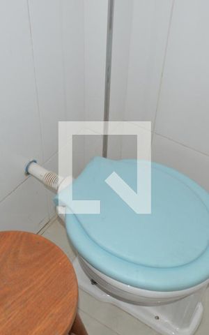 Apartamento à venda com 78m², 2 quartos e sem vagaBanheiro de serviço