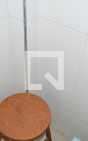 Apartamento à venda com 78m², 2 quartos e sem vagaBanheiro de serviço