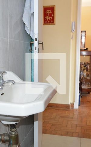 Apartamento à venda com 78m², 2 quartos e sem vagaBanheiro