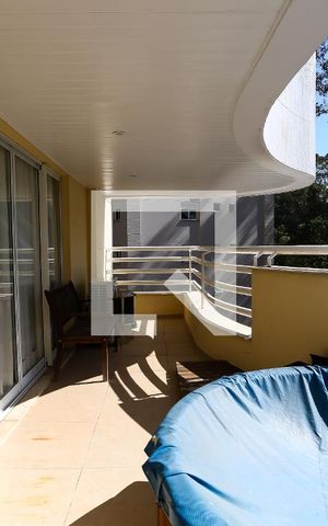 Apartamento à venda com 167m², 2 quartos e 3 vagas Apartamento à venda com 167m², 2 quartos e 3 vagasvaranda
