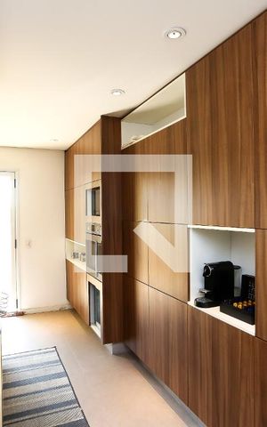 Apartamento à venda com 167m², 2 quartos e 3 vagas Apartamento à venda com 167m², 2 quartos e 3 vagascozinha