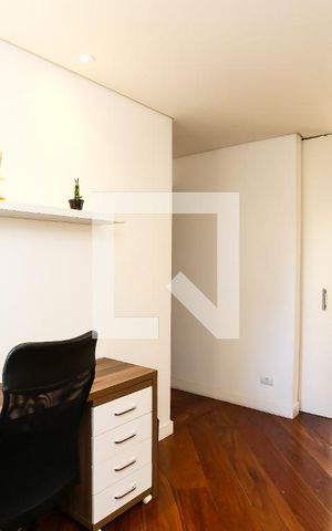 Apartamento à venda com 167m², 2 quartos e 3 vagas Apartamento à venda com 167m², 2 quartos e 3 vagassala de TV