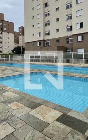 Apartamento à venda com 46m², 2 quartos e 1 vaga Apartamento à venda com 46m², 2 quartos e 1 vagaÁrea Comum - Piscina