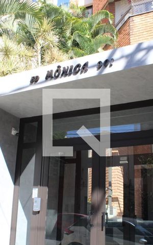 Apartamento à venda com 280m², 3 quartos e 4 vagasFachada e portaria