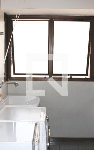 Apartamento à venda com 280m², 3 quartos e 4 vagasÁrea de Serviço